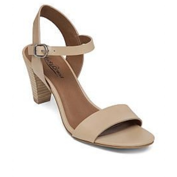 Lucky Brand Shoes - Lucky Brand Pepperr Sandal
